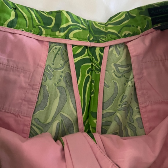Men's Lilly Pulitzer Shorts - Picture 3 of 7